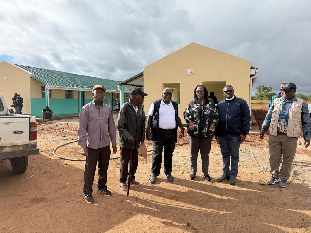 Ratanyana Clinic, Staff Cottage and Interpretive Centre 9